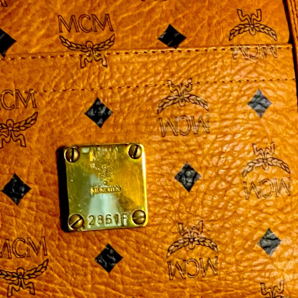 Authentic MCM Monogram Visetos Leather Long
Strap Shoulder Bag Cognac Germany - Picture 3 of 12